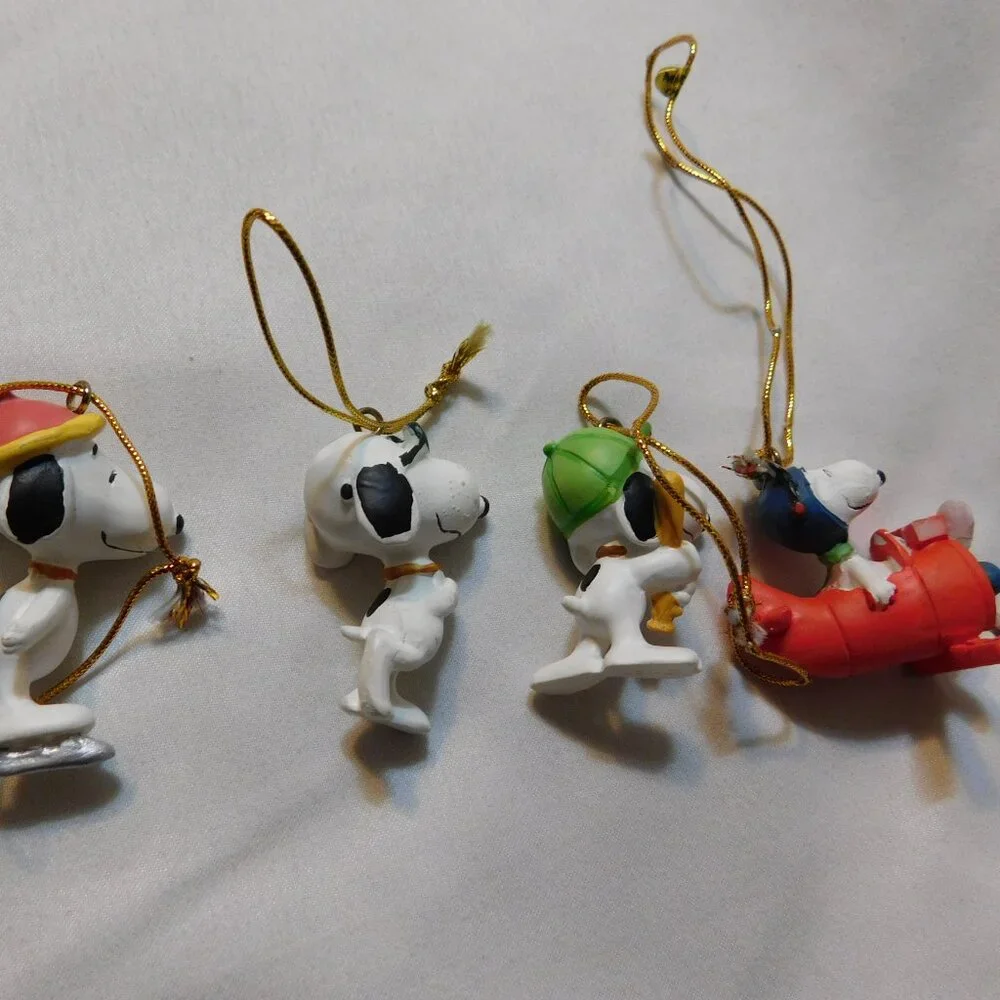 Peanuts Snoopy Tie-On Set of 4 with Box